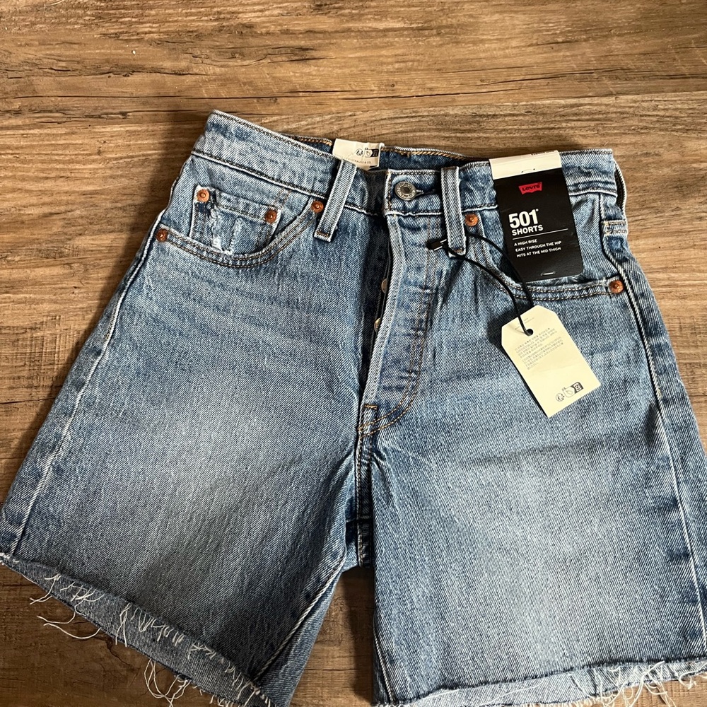 501 Levi's Blue Denim shorts